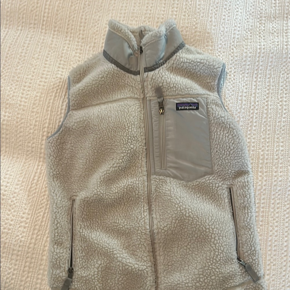 Patagonia Light Gray Sherpa Fleece Vest